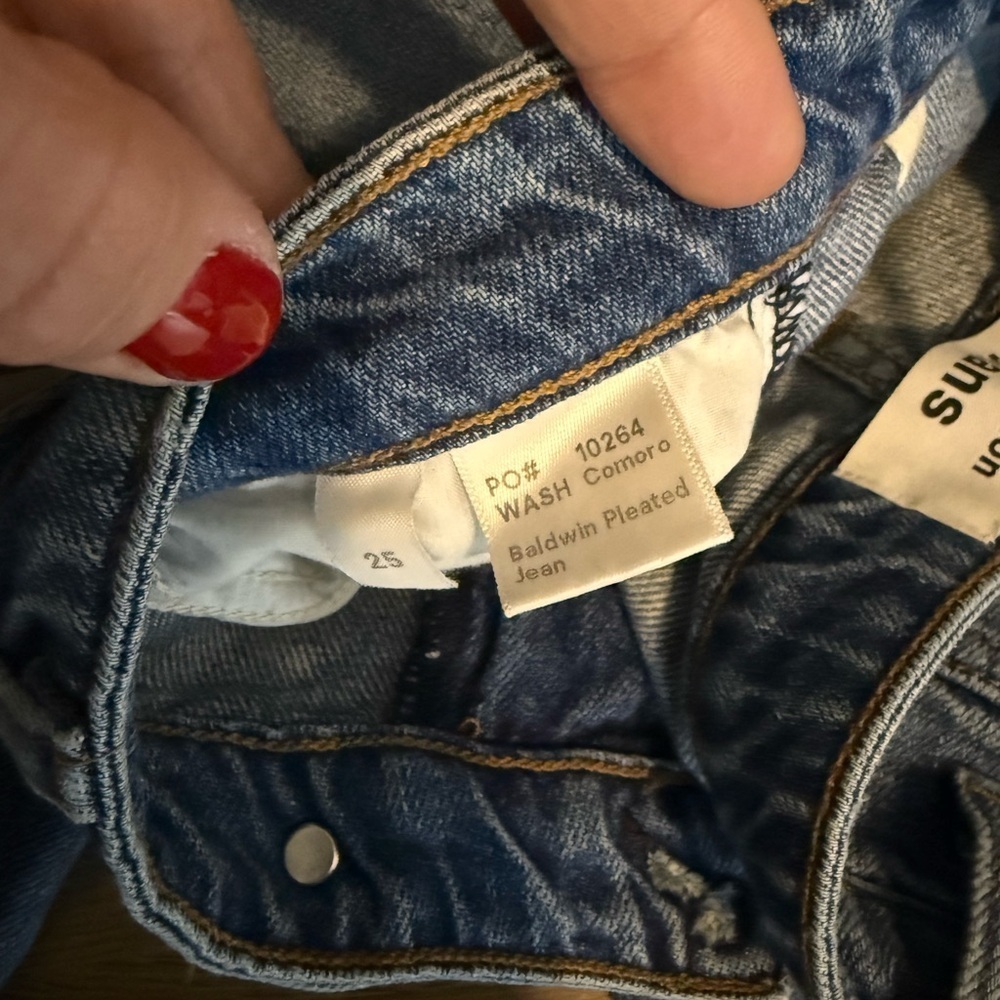 Reformation Baldwin Pleated jeans • Women’s size 25 - Picture 2 of 9